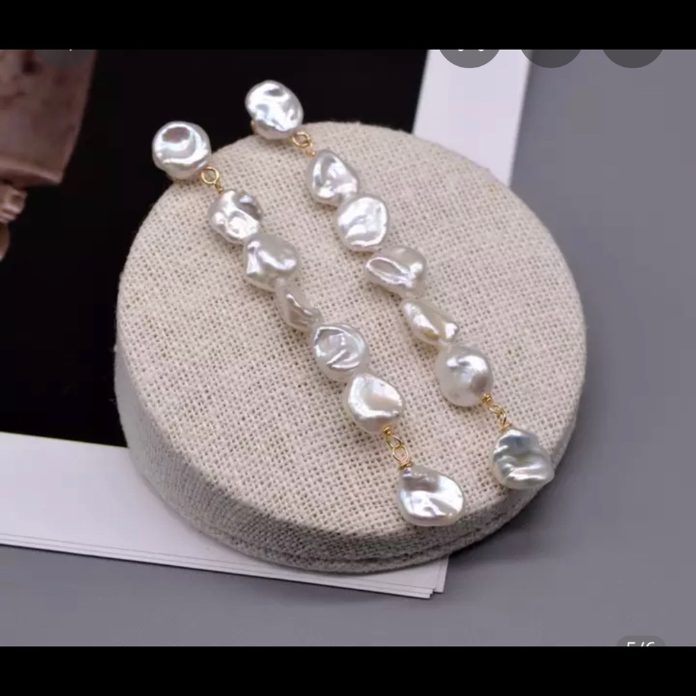 NWOT luxury pearl 2020 drop earrings dangle